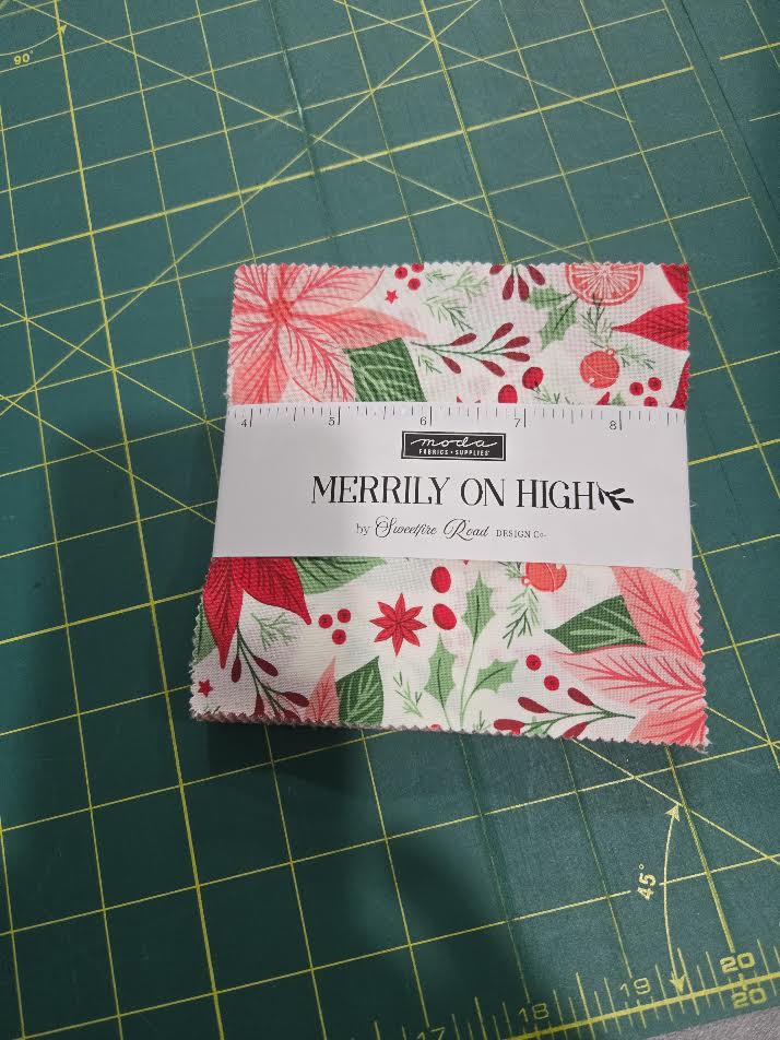 MODA | HOLIDAY CHEER | CHARM PACK