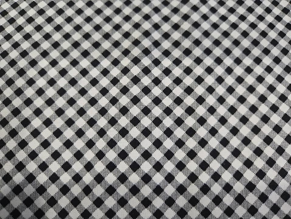 Henry Glass | Checkers | Black/White