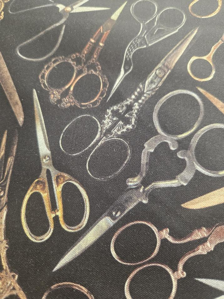 Timeless Treasures | Black Vintage Embrodery Scissors